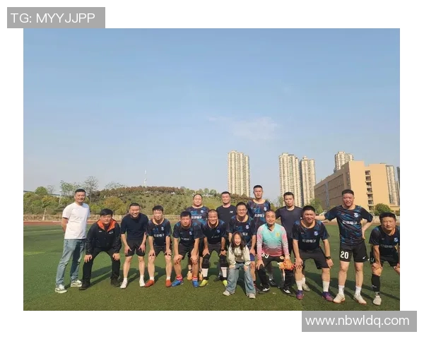 探讨足球的多样性与魅力从五人制到十一人制的精彩对比分析